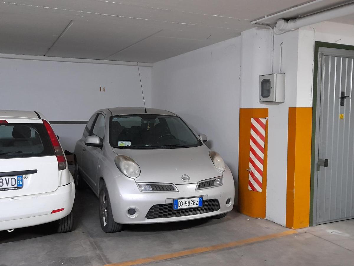 Da Sofia Apartment-Parking Cagliari Buitenkant foto